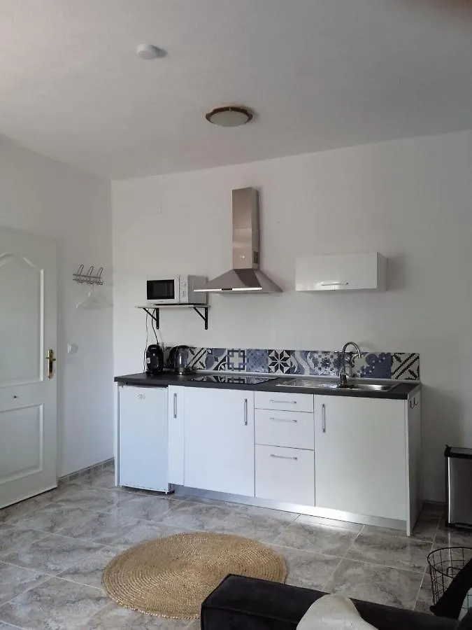 Finca El Gaudi, Casita Catharina L'Ampolla Appartement